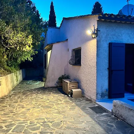 Calme Verdure Proche Et Commerces كافالير سور مير