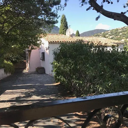 Calme Verdure Proche Et Commerces فيلة كافالير سور مير